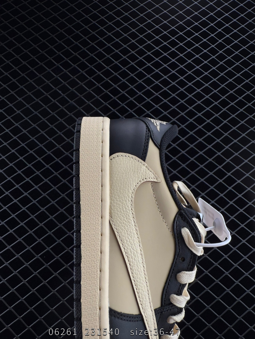 Nike Air Jordan 1 x Travis Scott AJ1